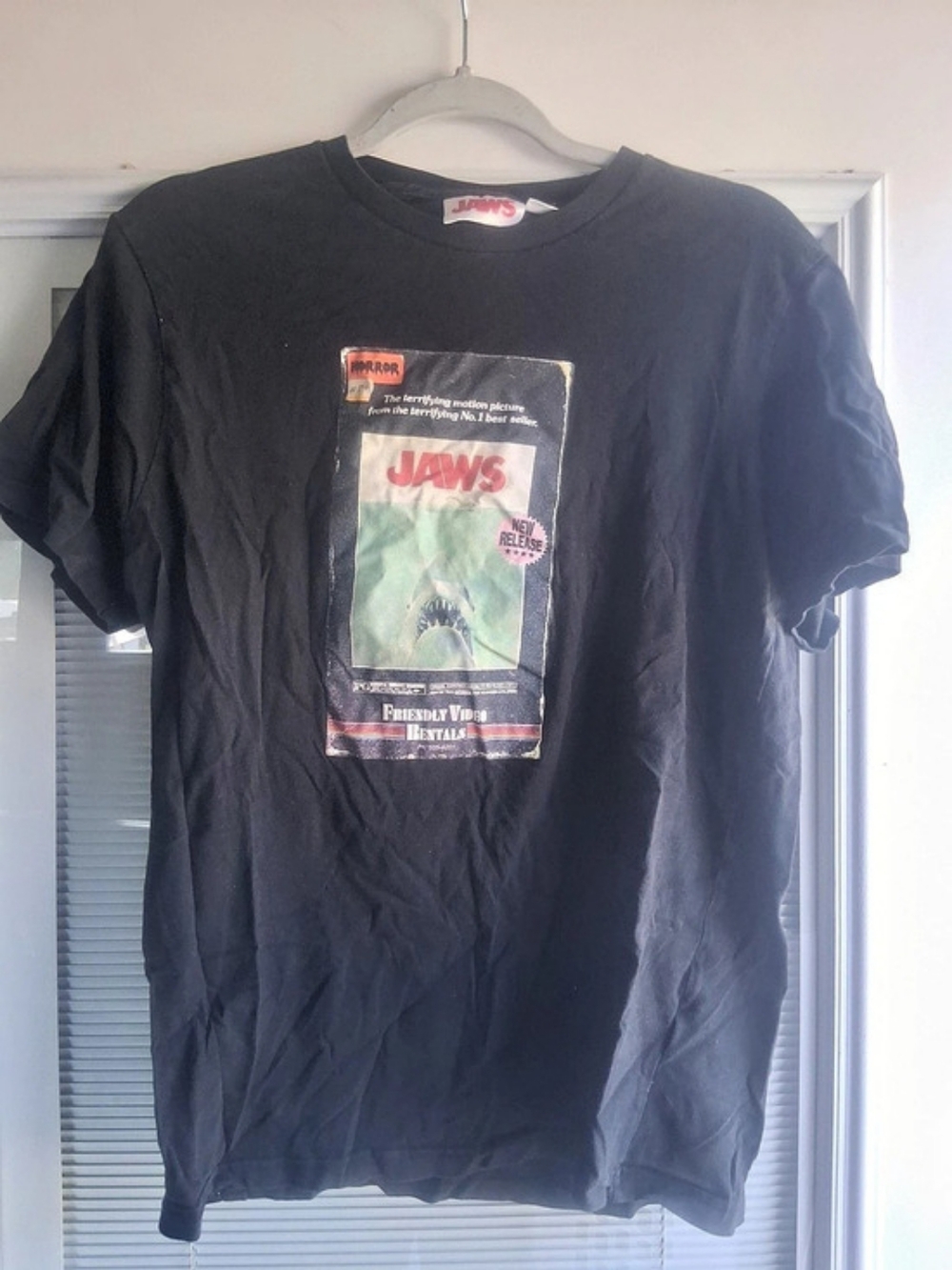 Hanes Graphic Short Sleeve Tee in Black Like New